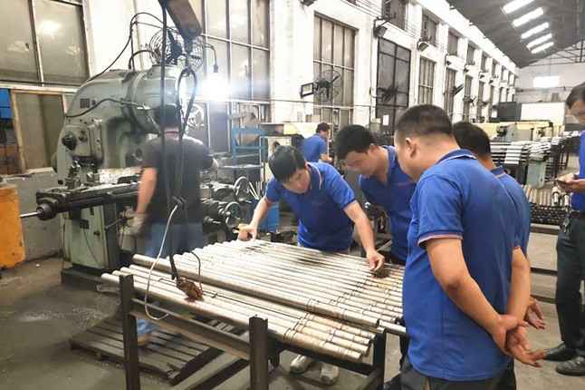 bob最新官网下载(中国)官方网站每周对各个工序进行质量监督检验的现场。